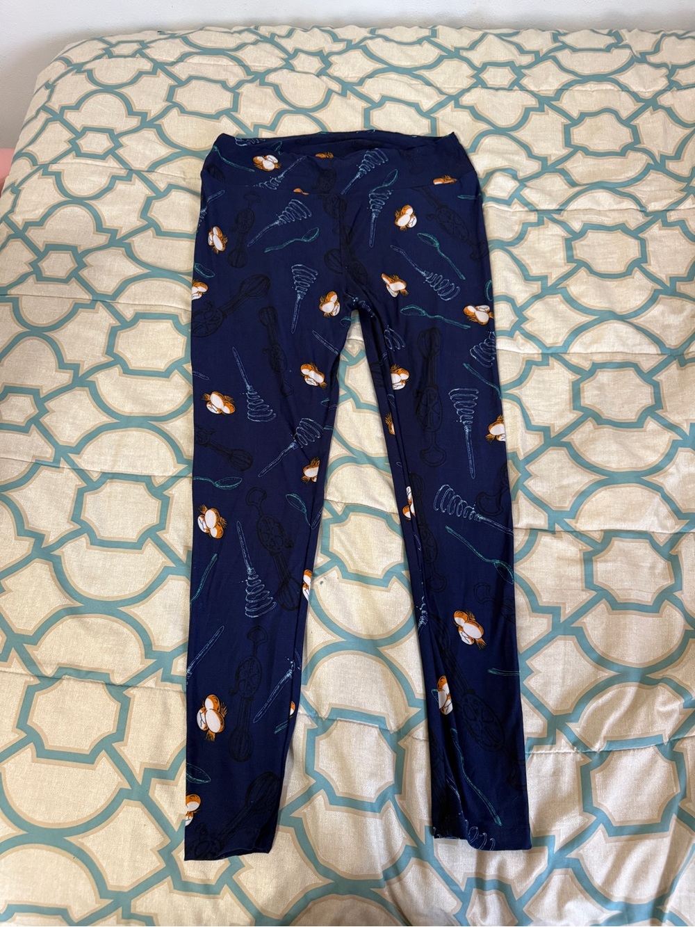 🥣 Fun & Whimsical! LuLaRoe Navy Baking Whisk & Cracked Eggs Leggings